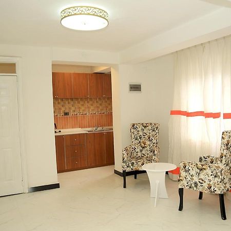 Abat Guest House Addis Ababa Exterior foto