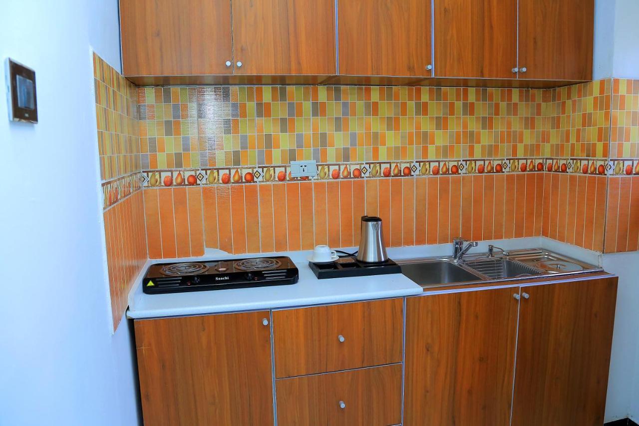 Abat Guest House Addis Ababa Exterior foto