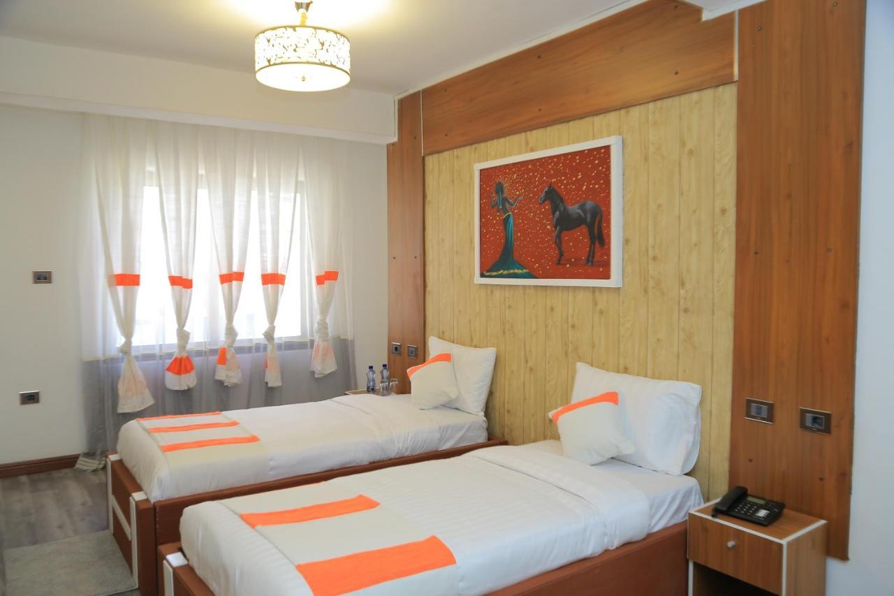 Abat Guest House Addis Ababa Exterior foto
